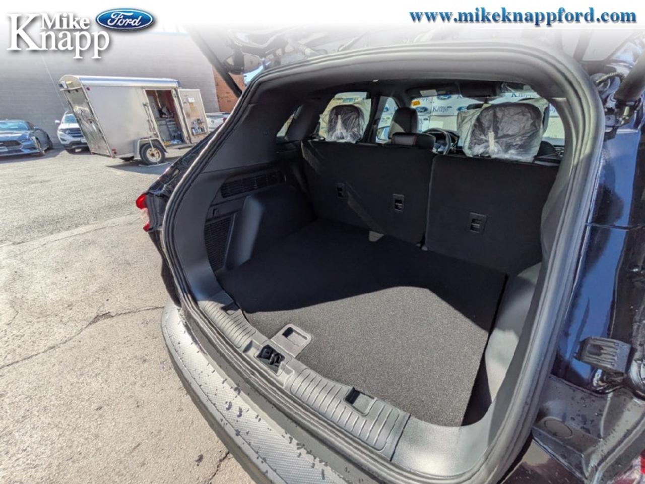 2025 Ford Escape ST-Line Photo