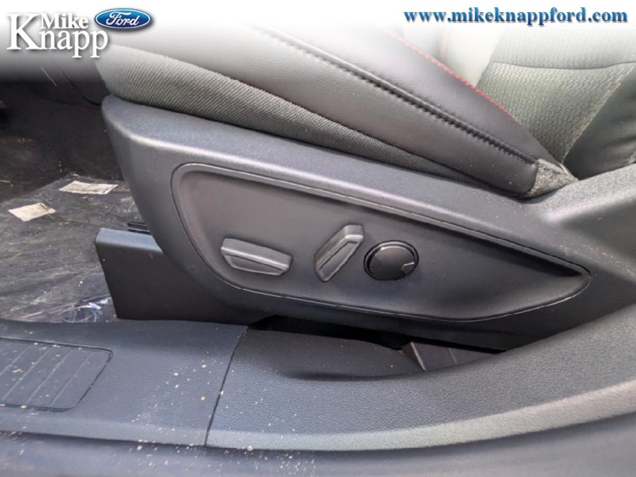 2025 Ford Escape ST-Line Photo