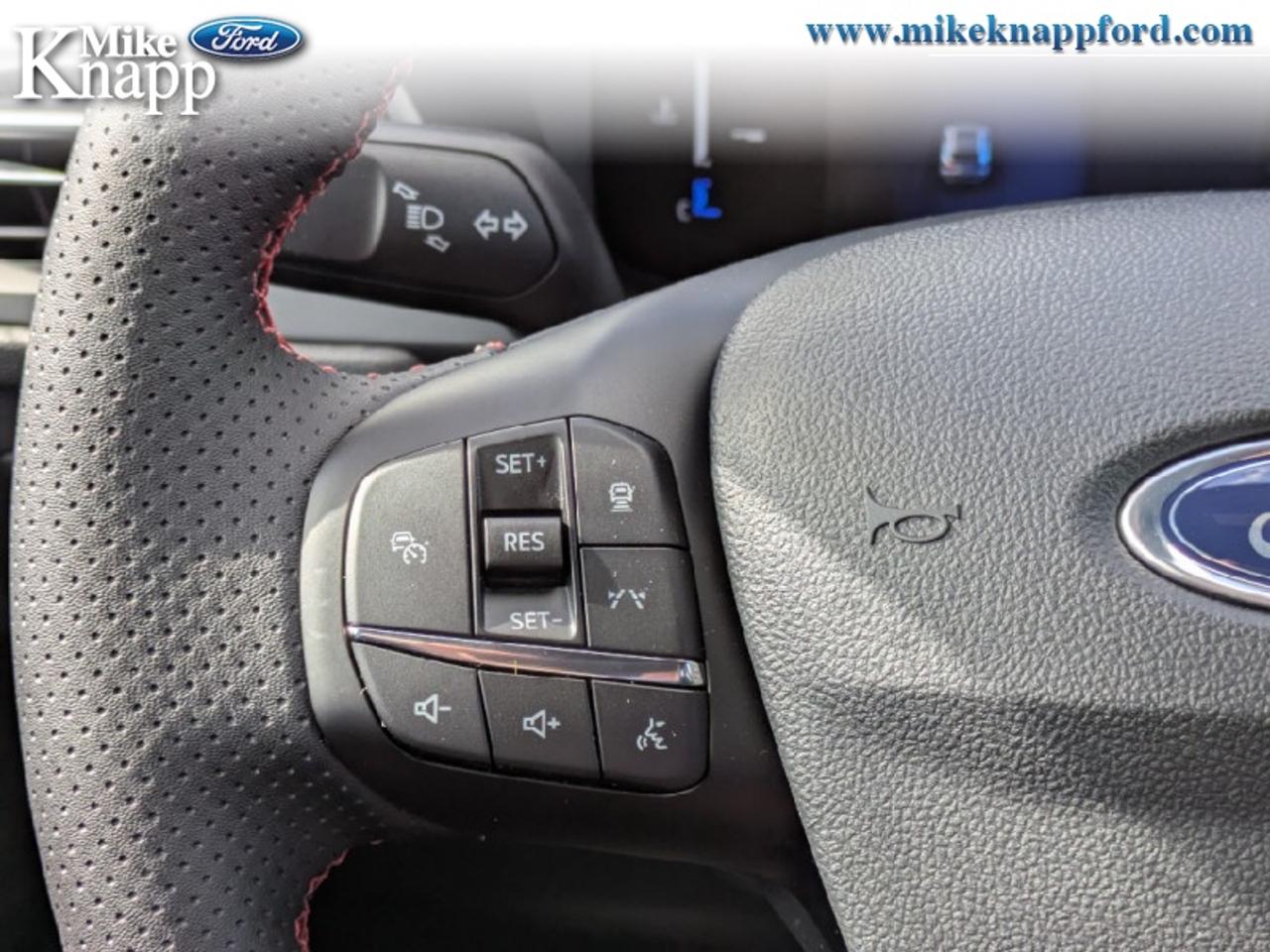 2025 Ford Escape ST-Line Photo