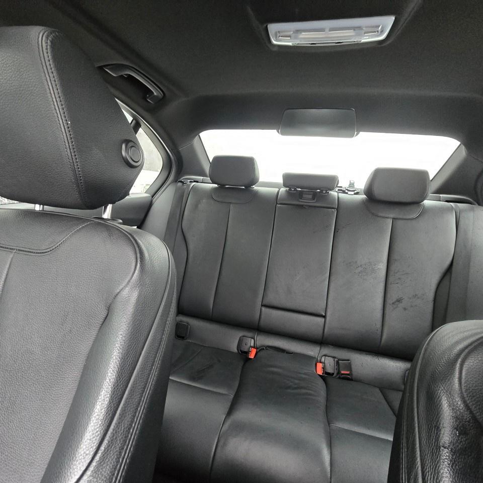 2017 BMW 3 Series 4dr Sdn 330i xDrive AWD Photo