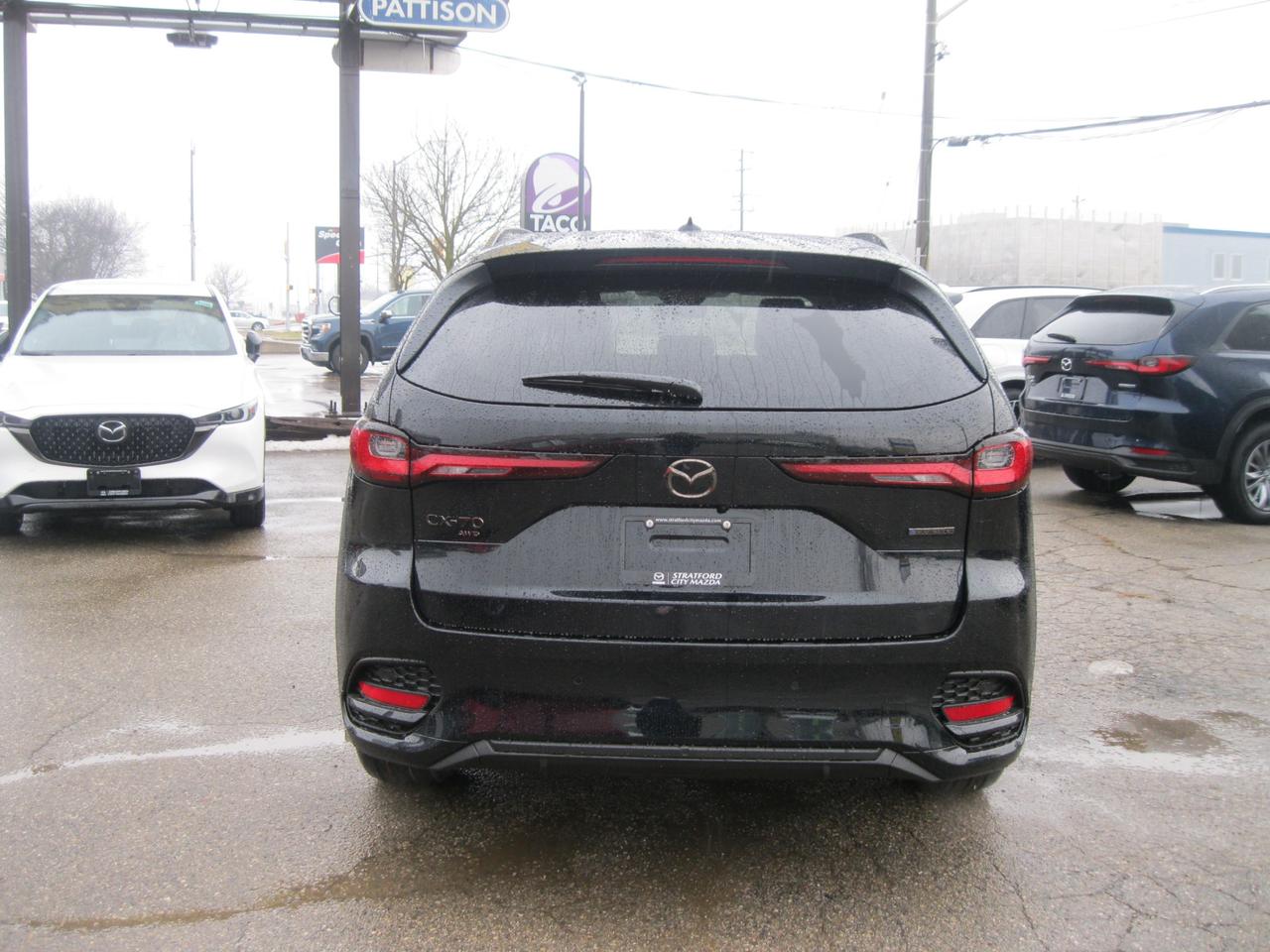 2026 Mazda CX-70 MHEV GT 4dr i-ACTIV All-Wheel Drive Sport Utility Photo4