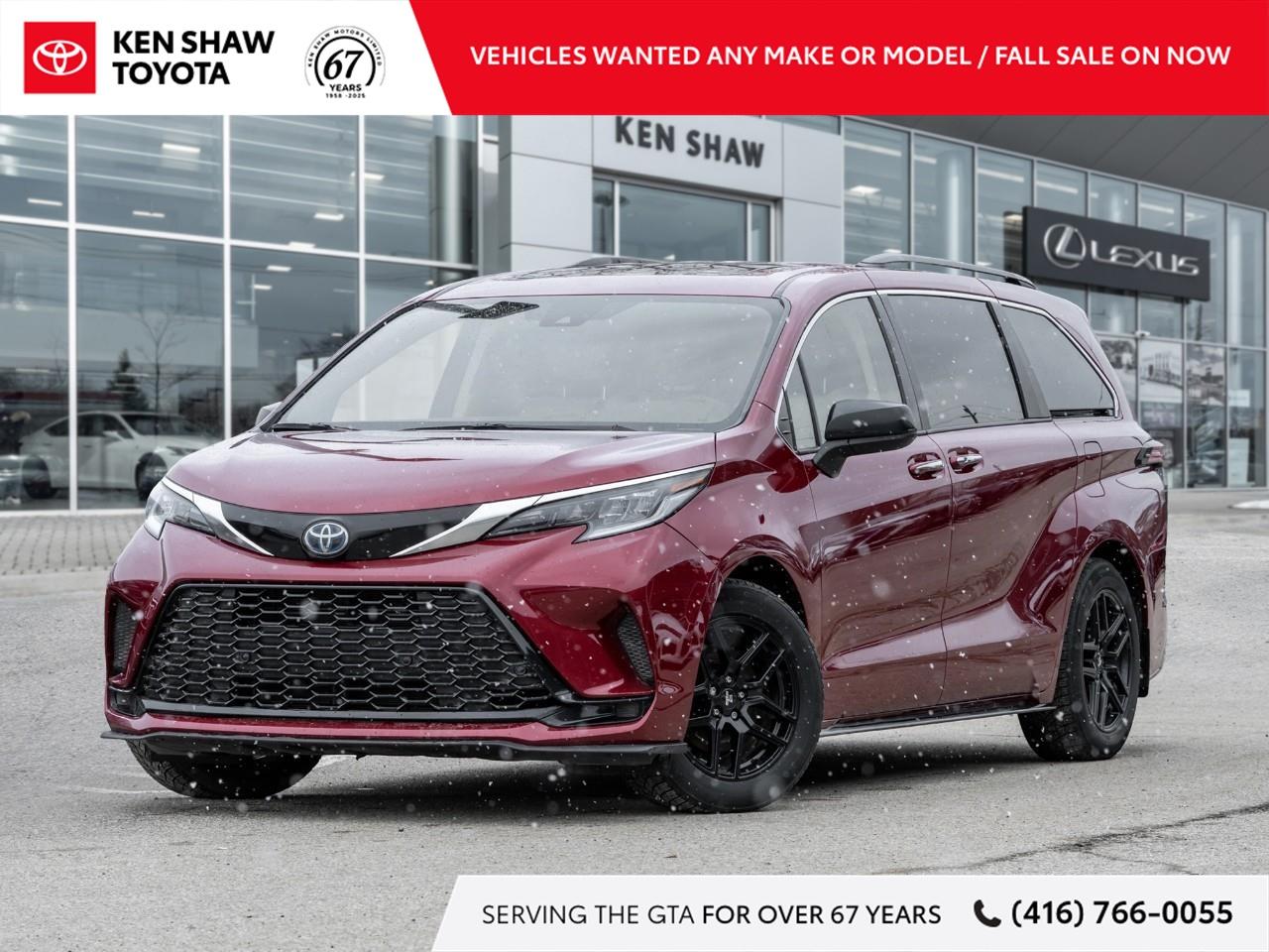2022 Toyota Sienna XSE 7-Passenger 4dr Front-Wheel Drive Passenger Van Photo0