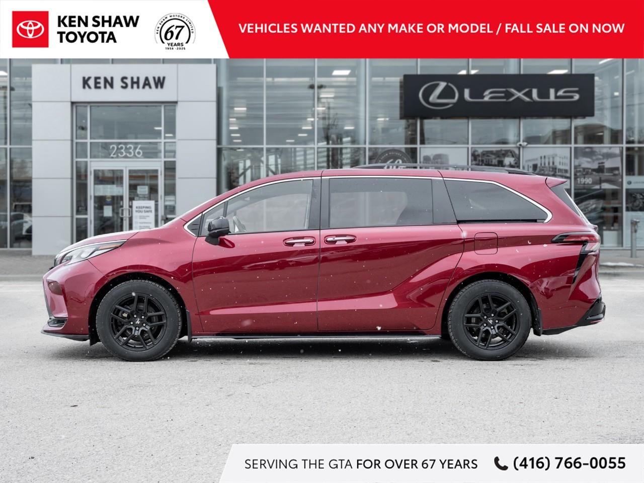2022 Toyota Sienna XSE 7-Passenger 4dr Front-Wheel Drive Passenger Van Photo