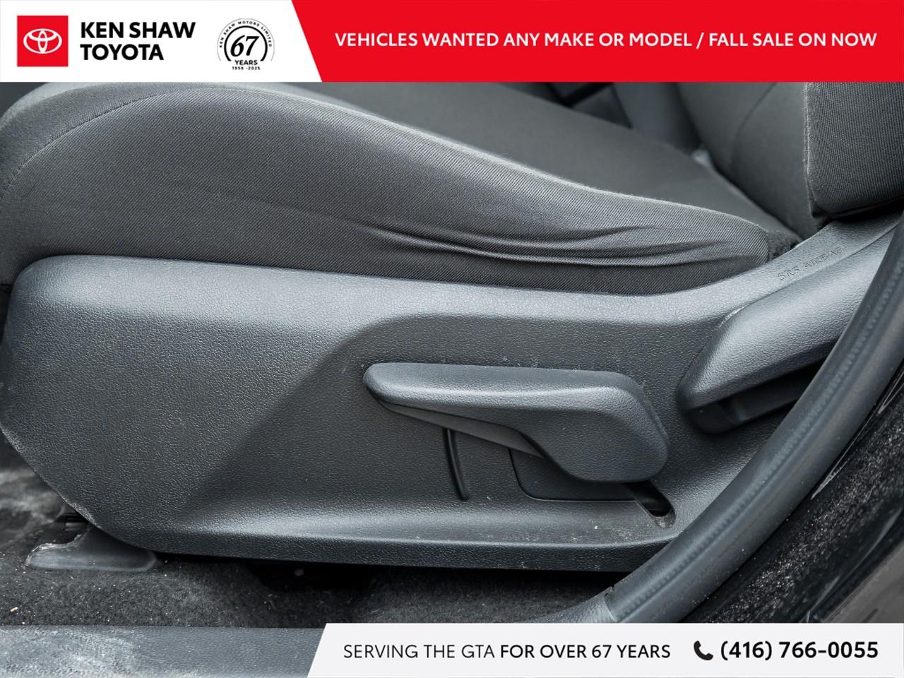 2023 Toyota RAV4 LE 4dr All-wheel Drive Photo