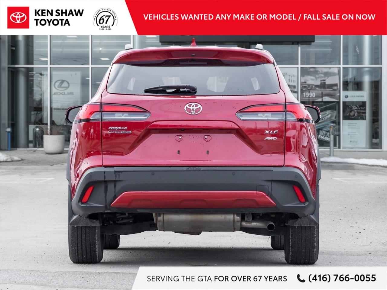 2024 Toyota Corolla Cross XLE 4dr All-Wheel Drive Photo