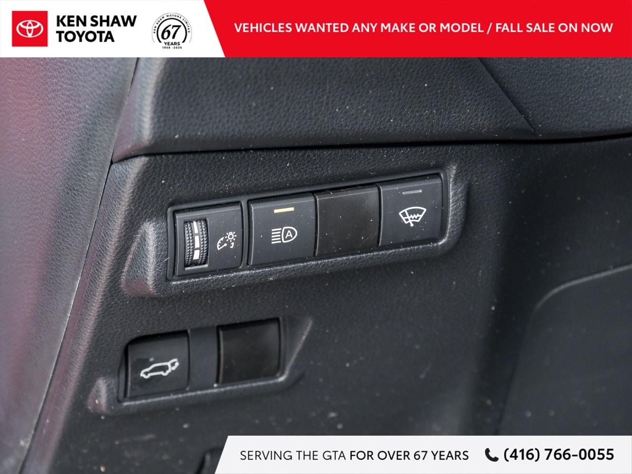 2024 Toyota Corolla Cross XLE 4dr All-Wheel Drive Photo