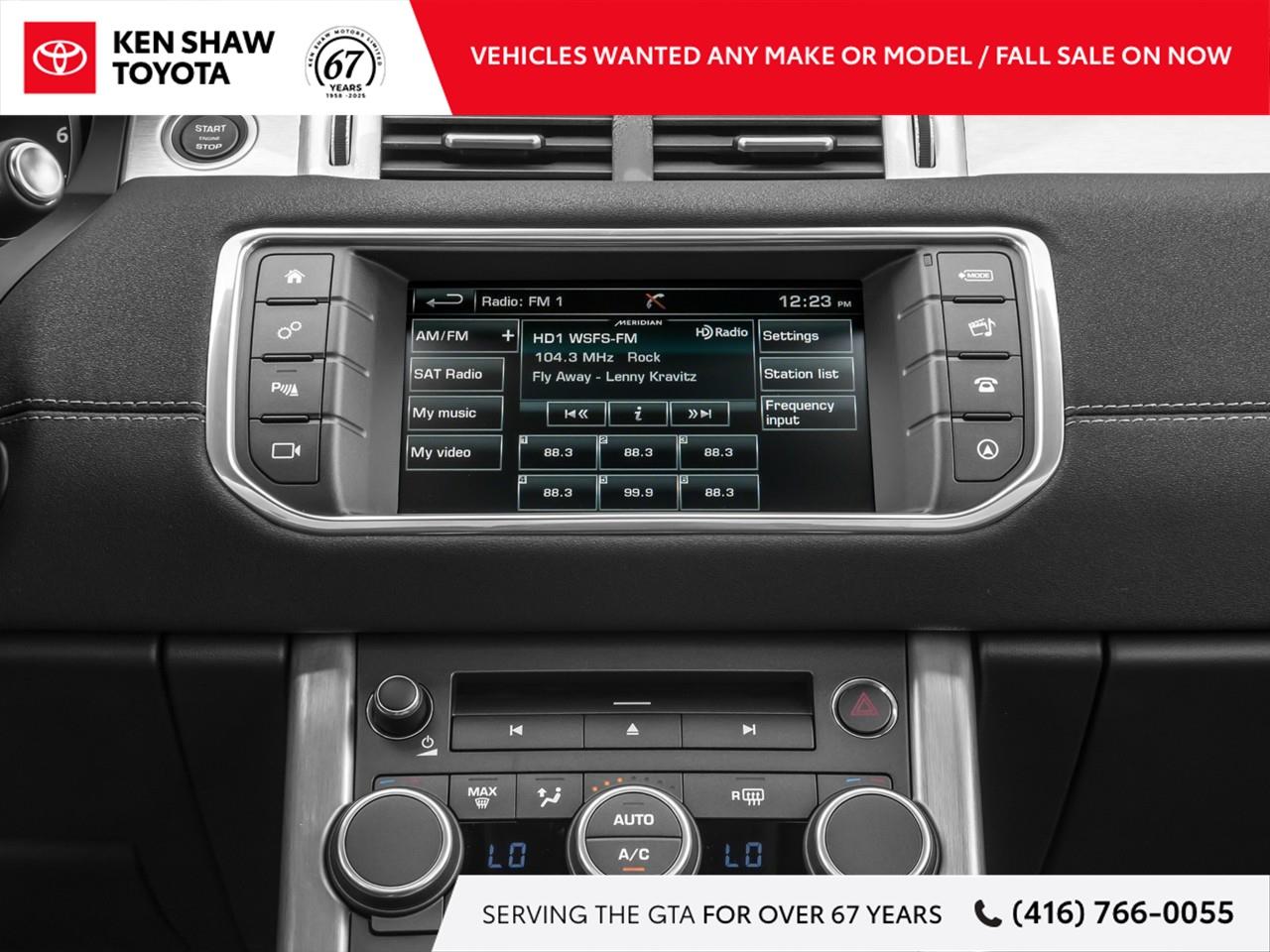 2017 Land Rover Range Rover Evoque HSE DYNAMIC 4x4 5-Door Photo