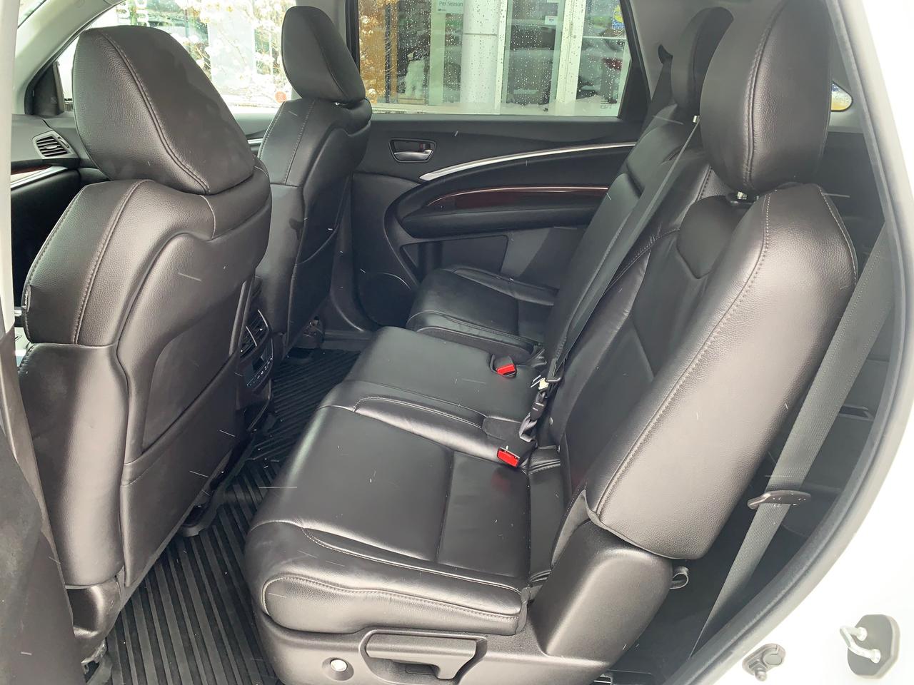 2015 Acura MDX Navigation Package 4dr SH-AWD Photo