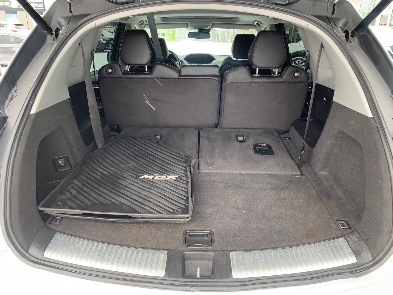 2015 Acura MDX Navigation Package 4dr SH-AWD Photo