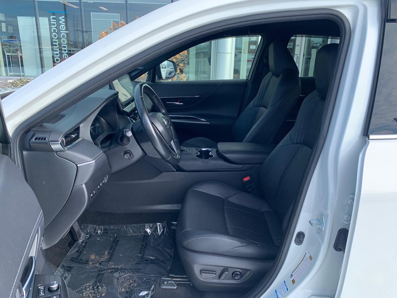 2021 Toyota Venza XLE 4dr All-Wheel Drive Photo