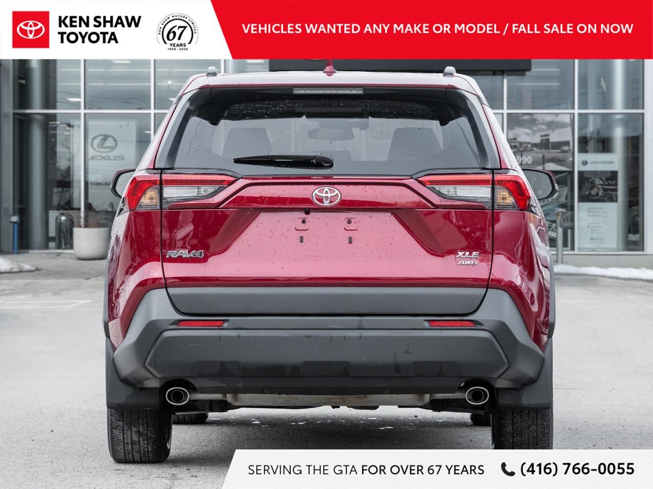2022 Toyota RAV4 XLE 4dr All-wheel Drive Photo