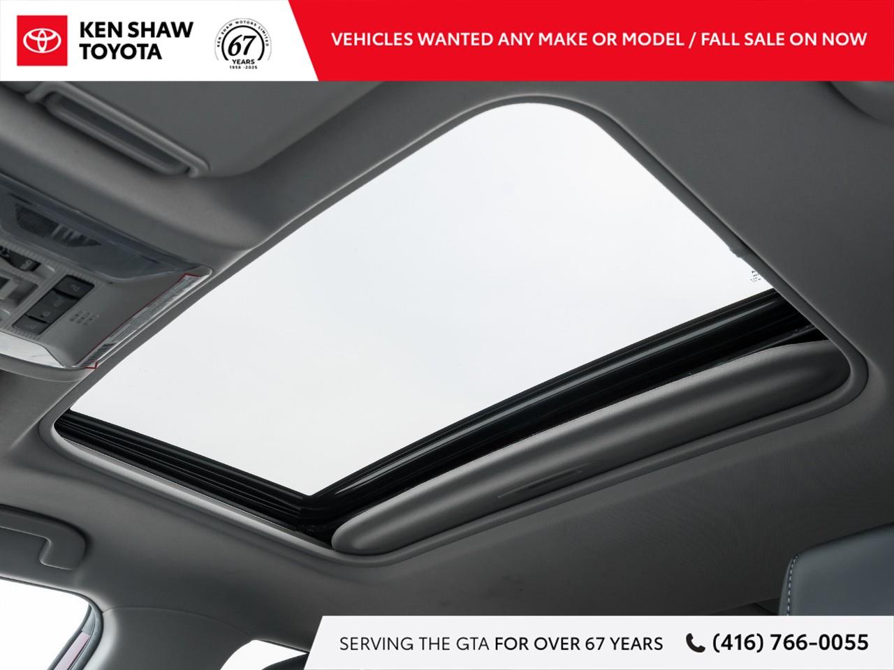 2022 Toyota RAV4 XLE 4dr All-wheel Drive Photo