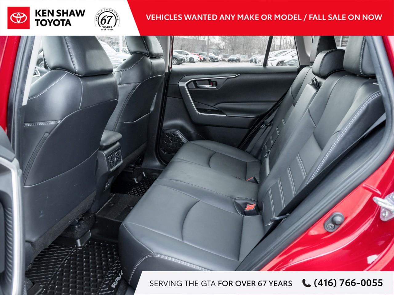 2022 Toyota RAV4 XLE 4dr All-wheel Drive Photo