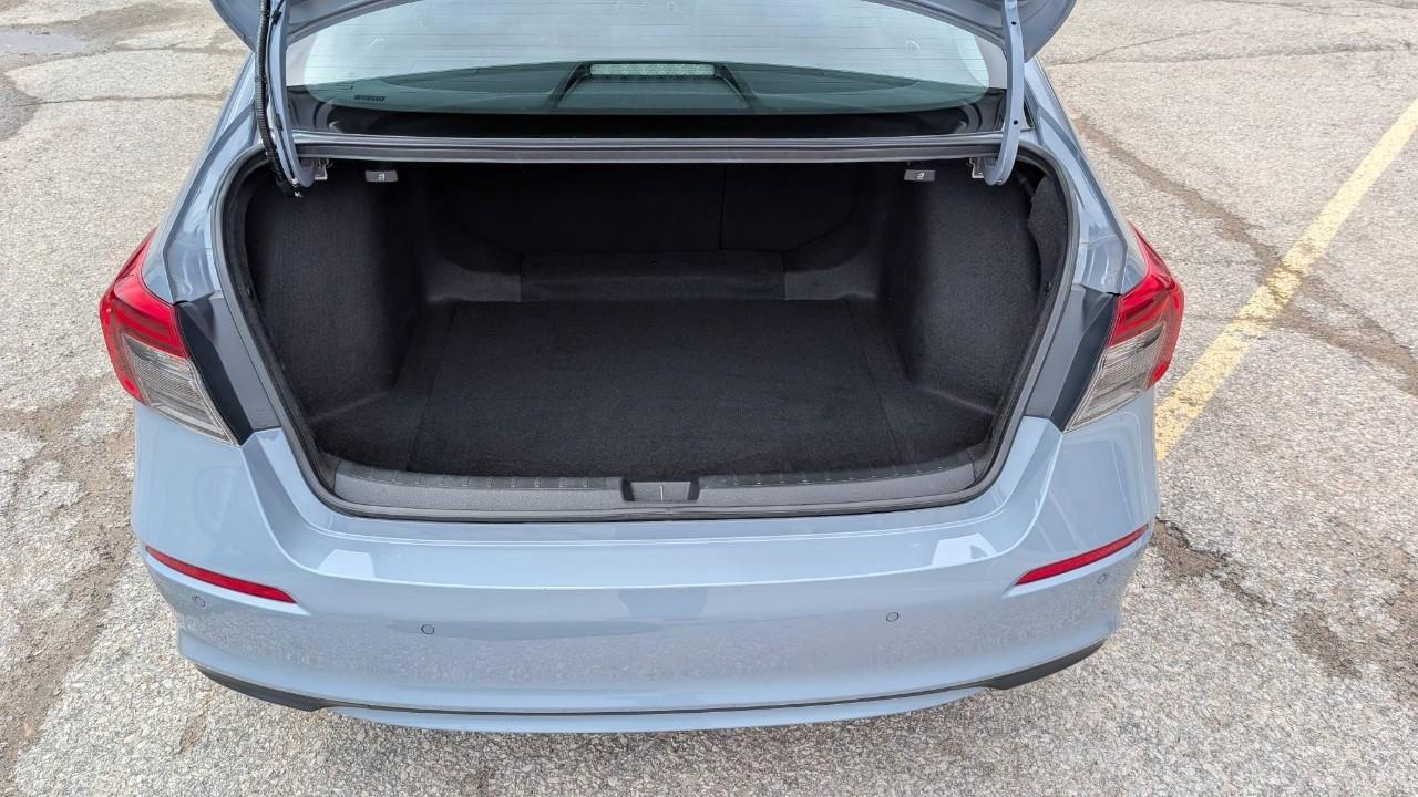 2022 Honda Civic Touring 4dr Sedan Photo