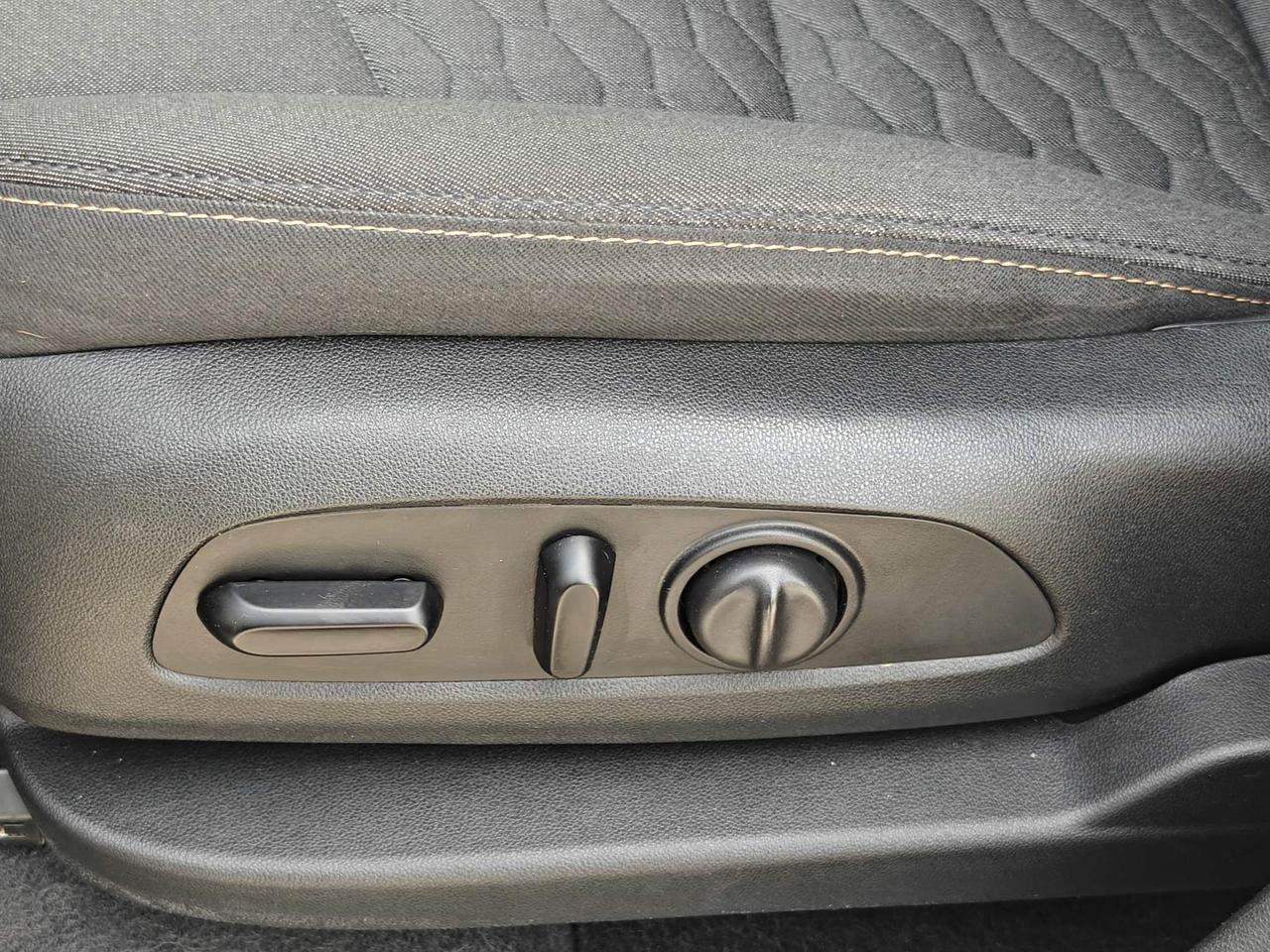 2020 Chevrolet Equinox LT w/2FL All-Wheel Drive Photo