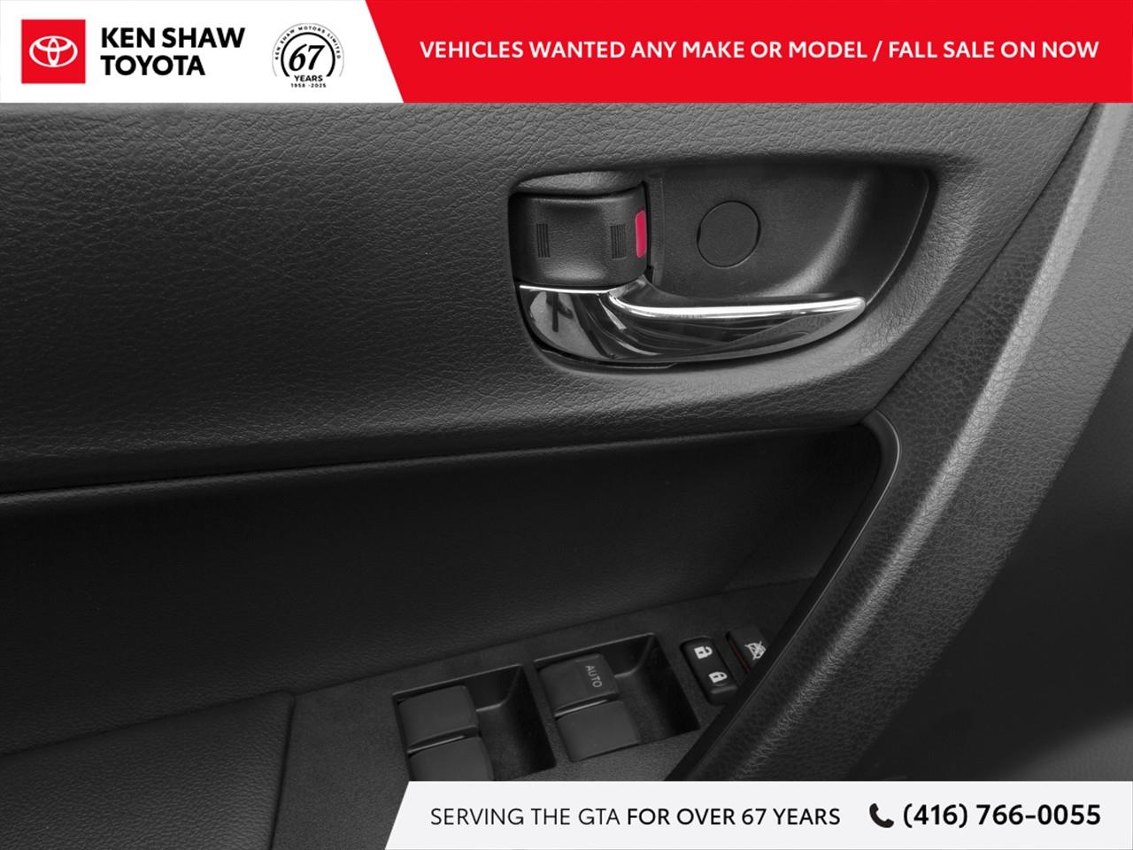 2016 Toyota Corolla S (CVT) 4dr Sedan Photo