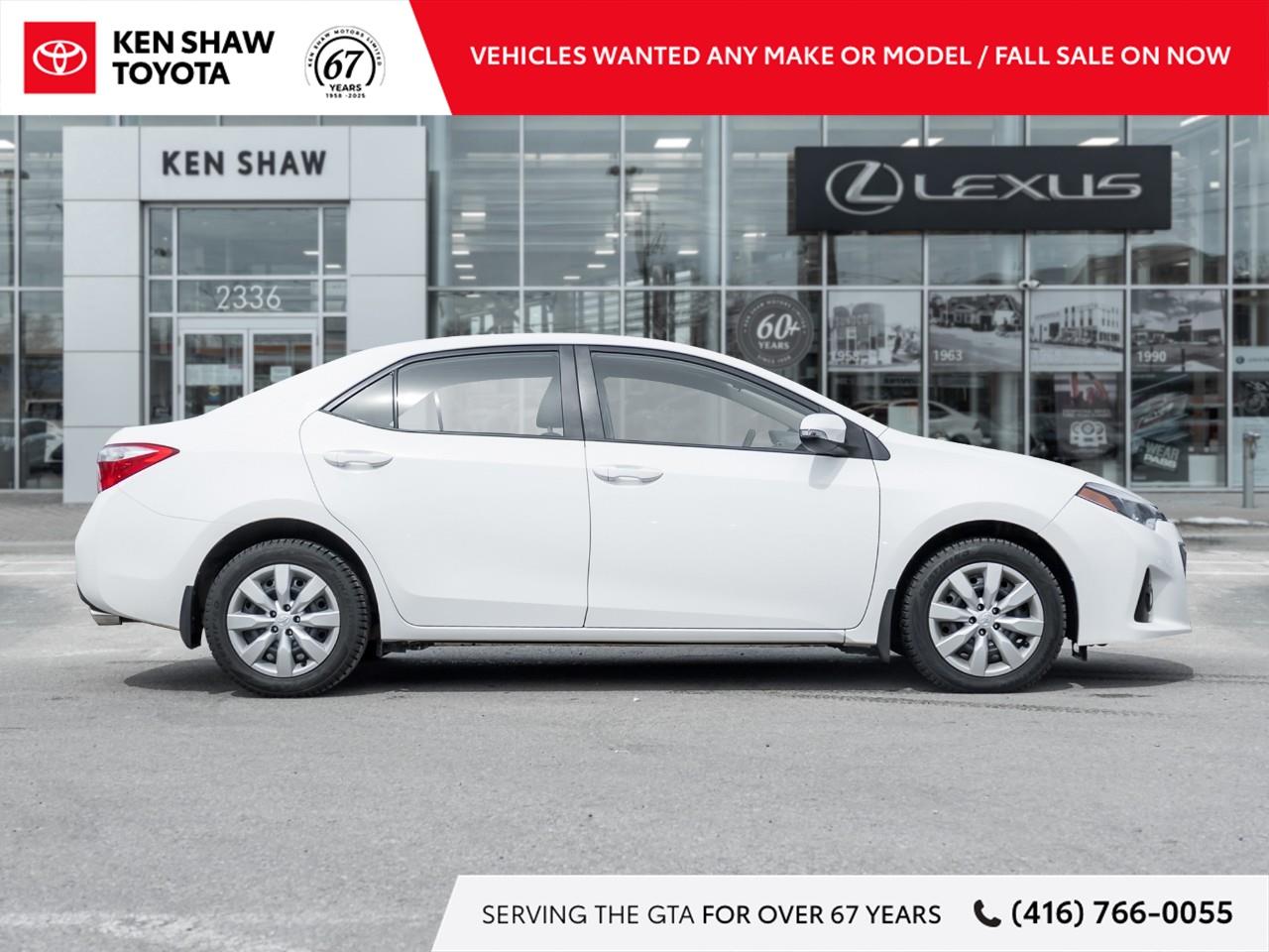 2016 Toyota Corolla S (CVT) 4dr Sedan Photo