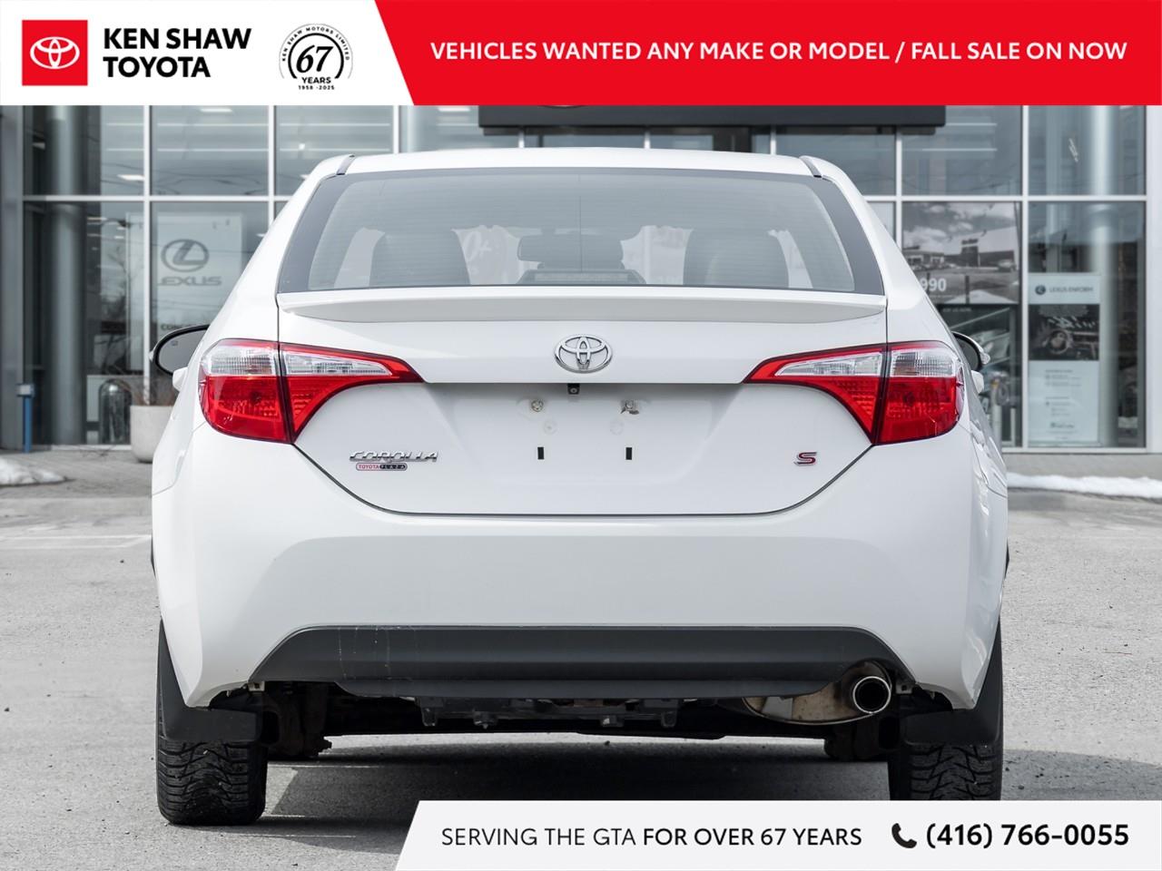 2016 Toyota Corolla S (CVT) 4dr Sedan Photo
