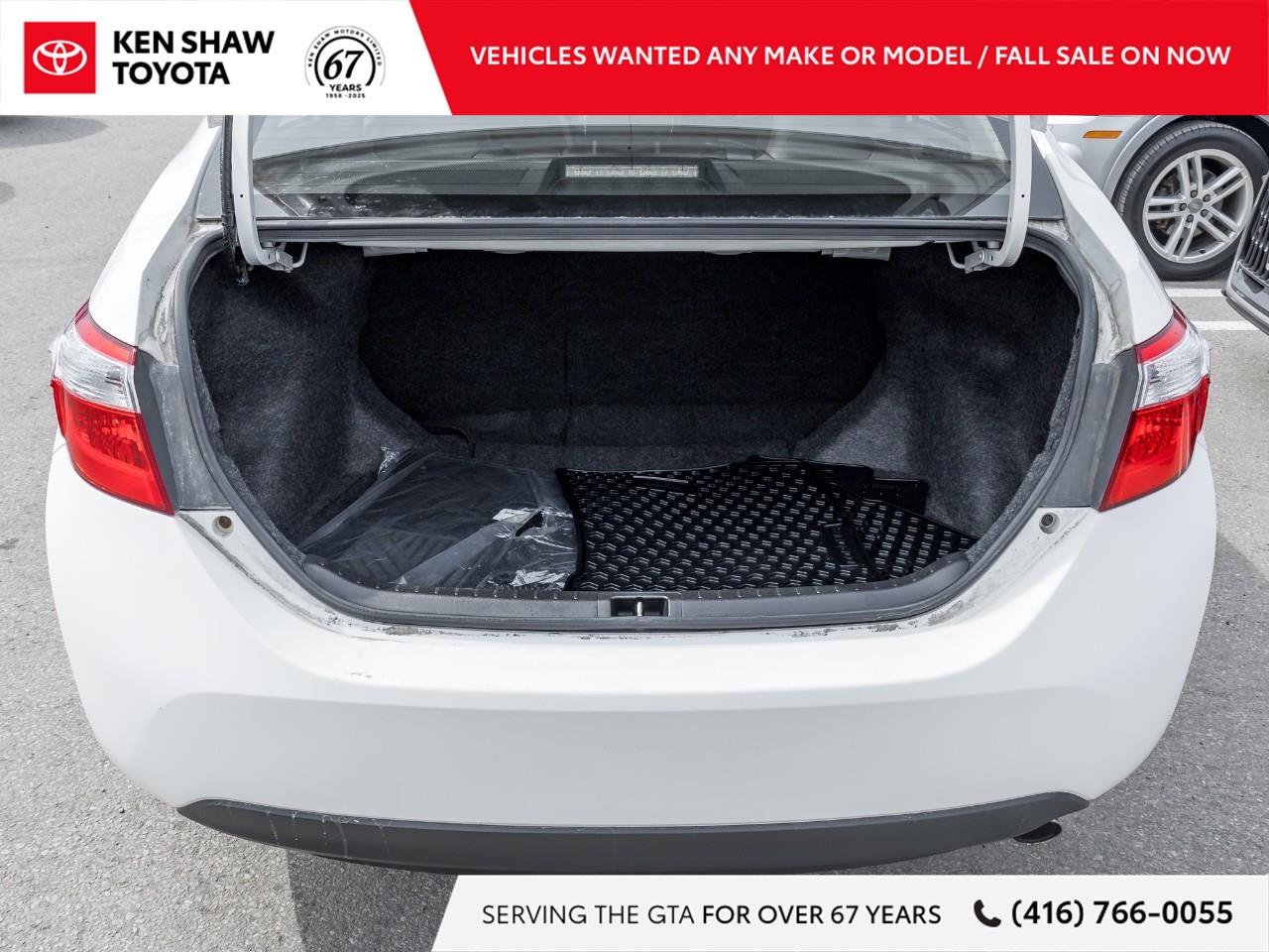 2016 Toyota Corolla S (CVT) 4dr Sedan Photo