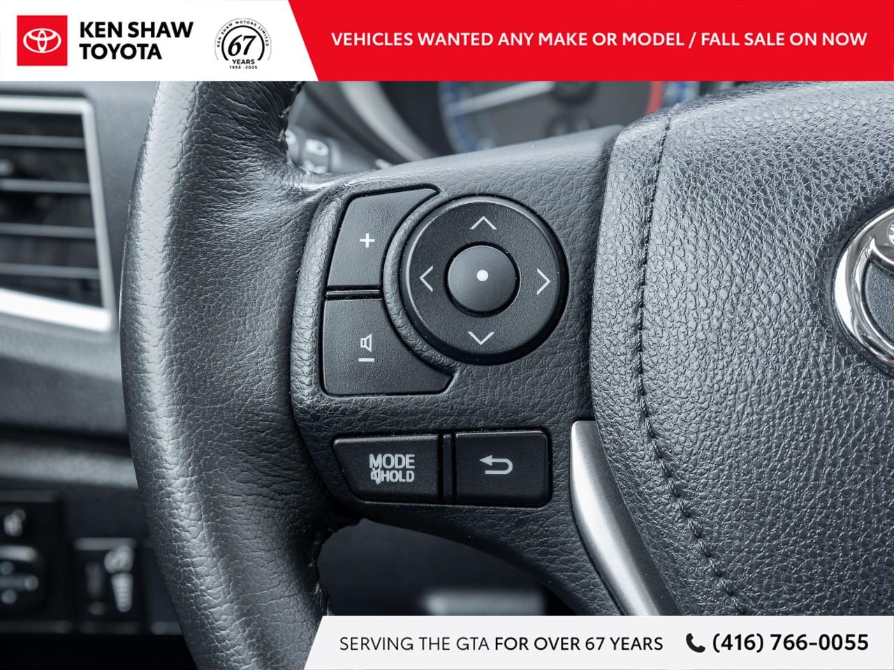 2016 Toyota Corolla S (CVT) 4dr Sedan Photo