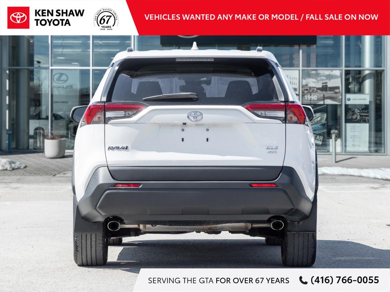 2019 Toyota RAV4 XLE 4dr All-wheel Drive Photo