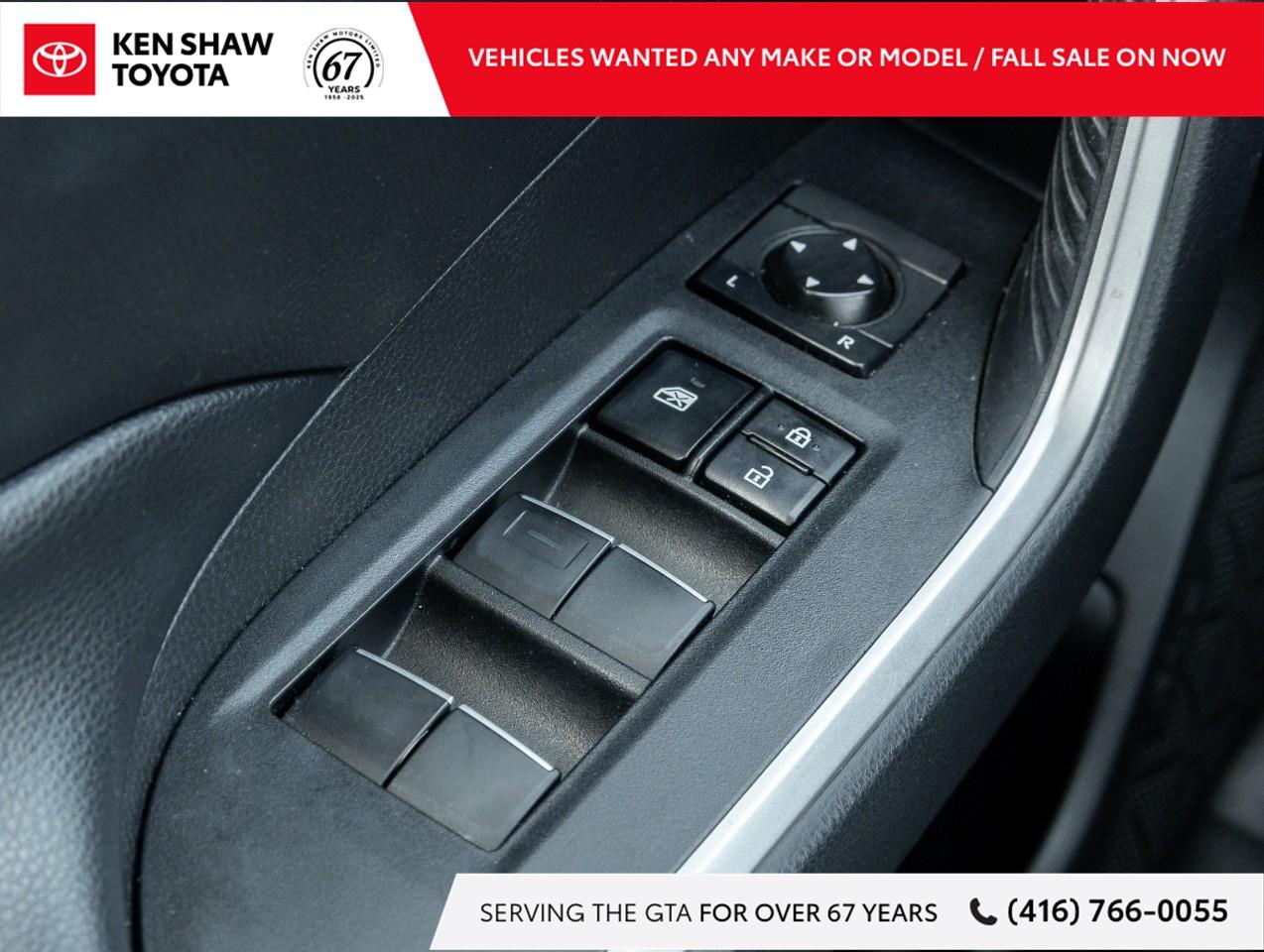 2019 Toyota RAV4 XLE 4dr All-wheel Drive Photo