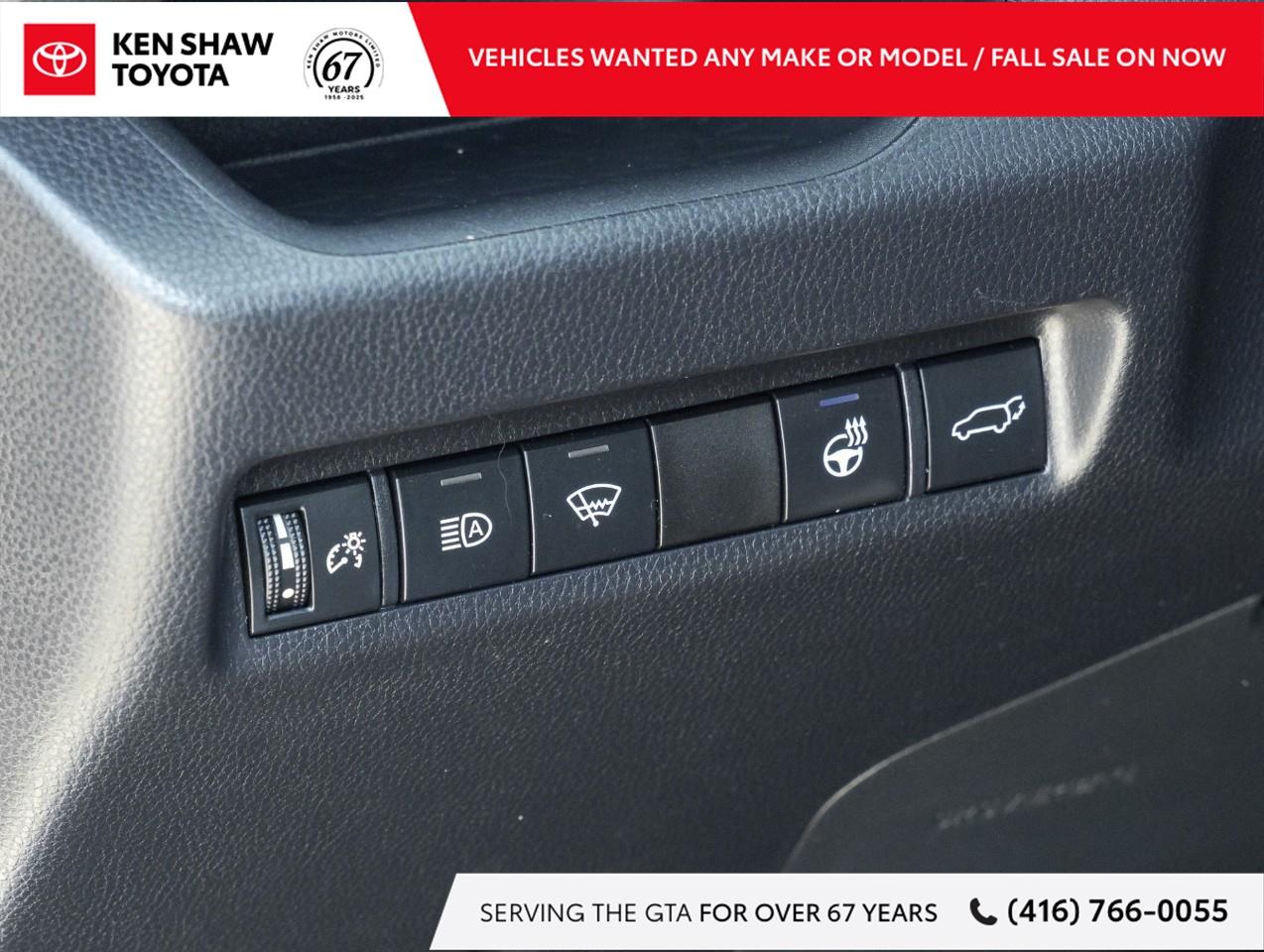 2019 Toyota RAV4 XLE 4dr All-wheel Drive Photo