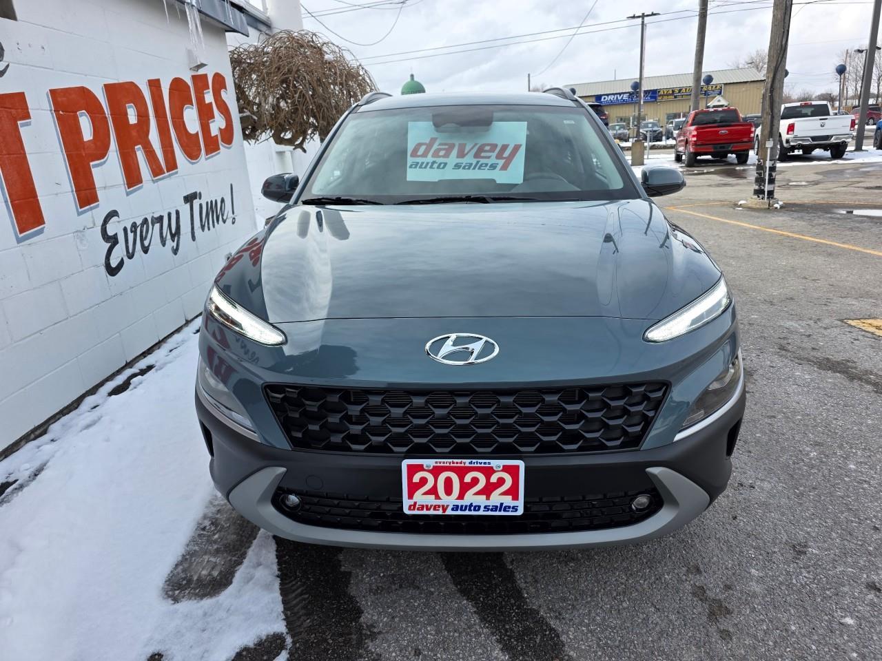 2022 Hyundai KONA 2.0L Preferred 4dr Front-Wheel Drive Photo