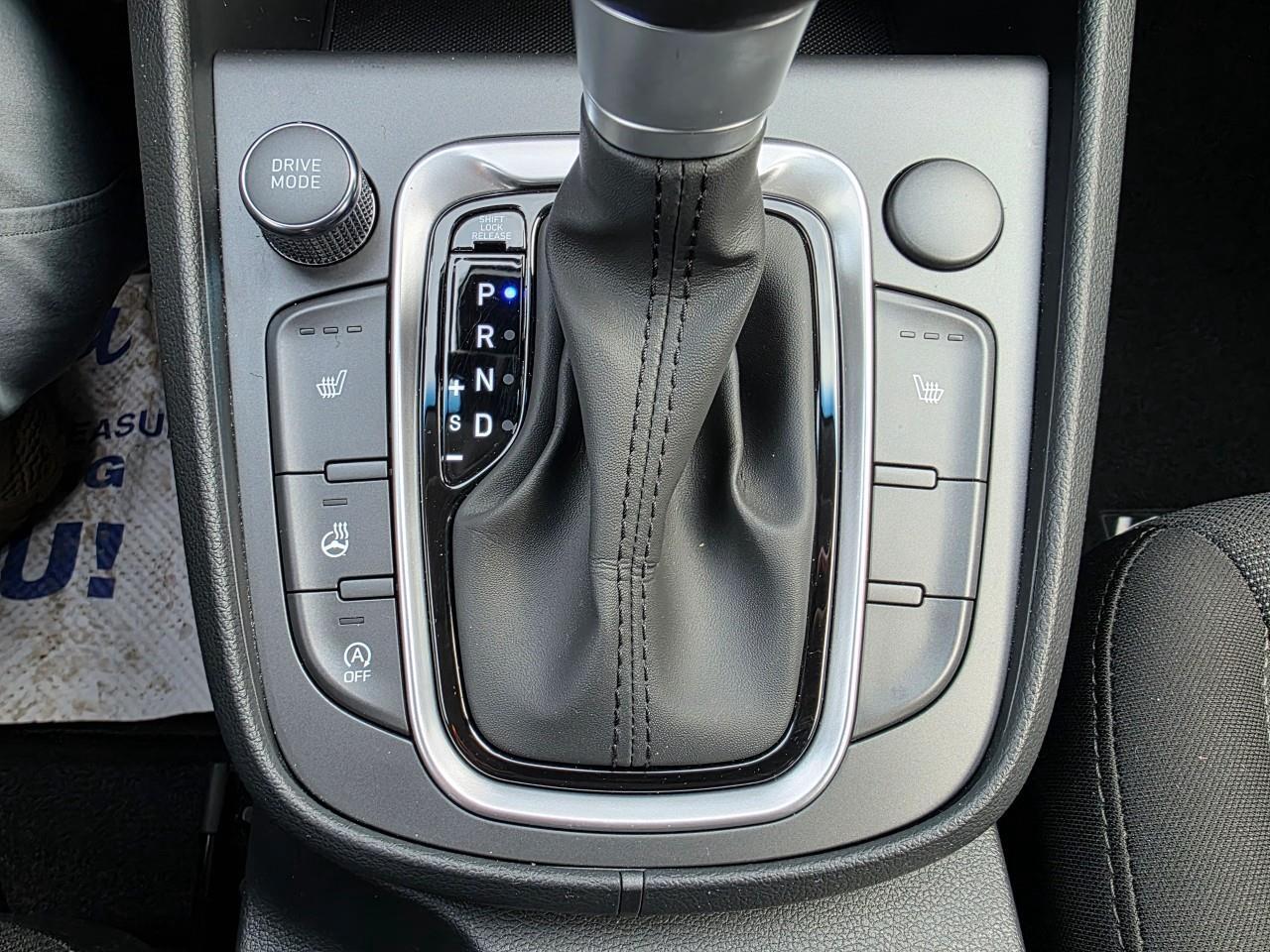 2022 Hyundai KONA 2.0L Preferred 4dr Front-Wheel Drive Photo