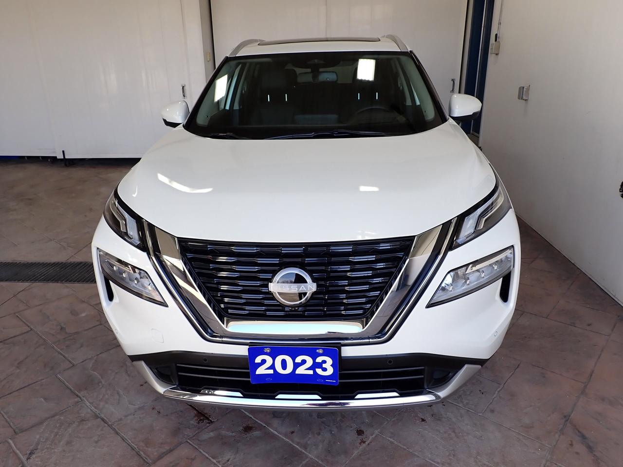 2023 Nissan Rogue Platinum AWD LEATHER NAVI SUNROOF Photo