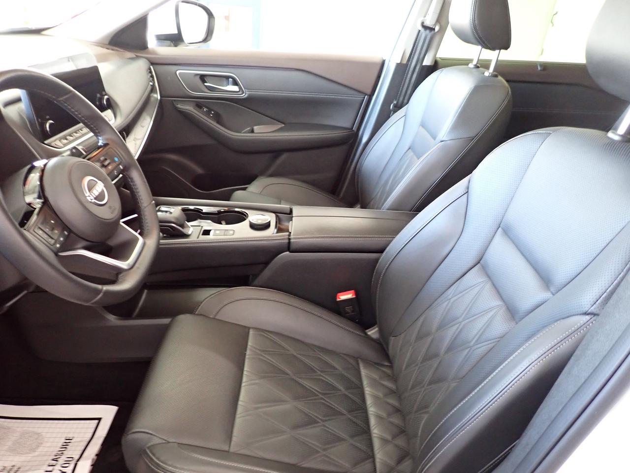 2023 Nissan Rogue Platinum AWD LEATHER NAVI SUNROOF Photo