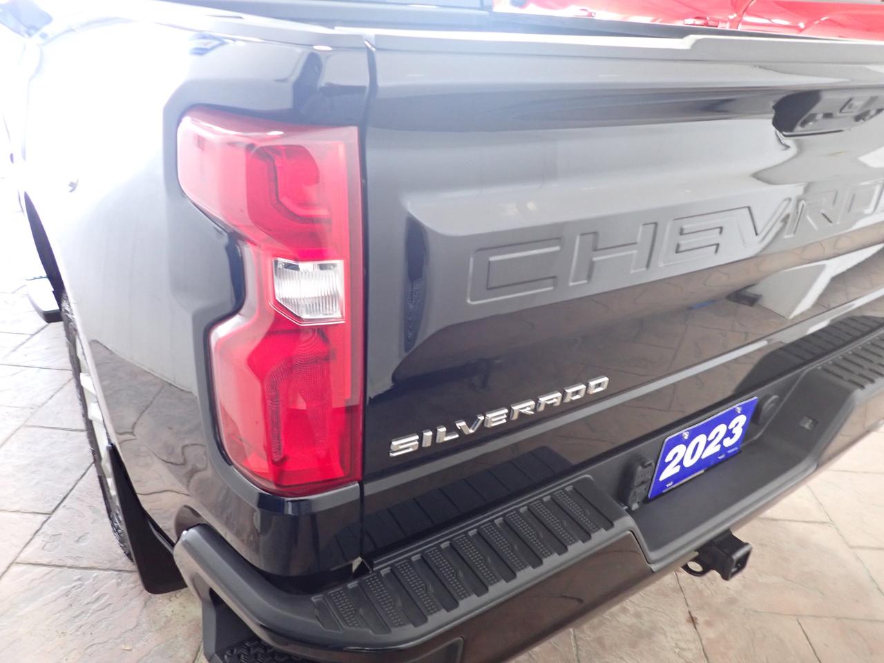 2023 Chevrolet Silverado 1500 RST 4WD Crew Cab Photo