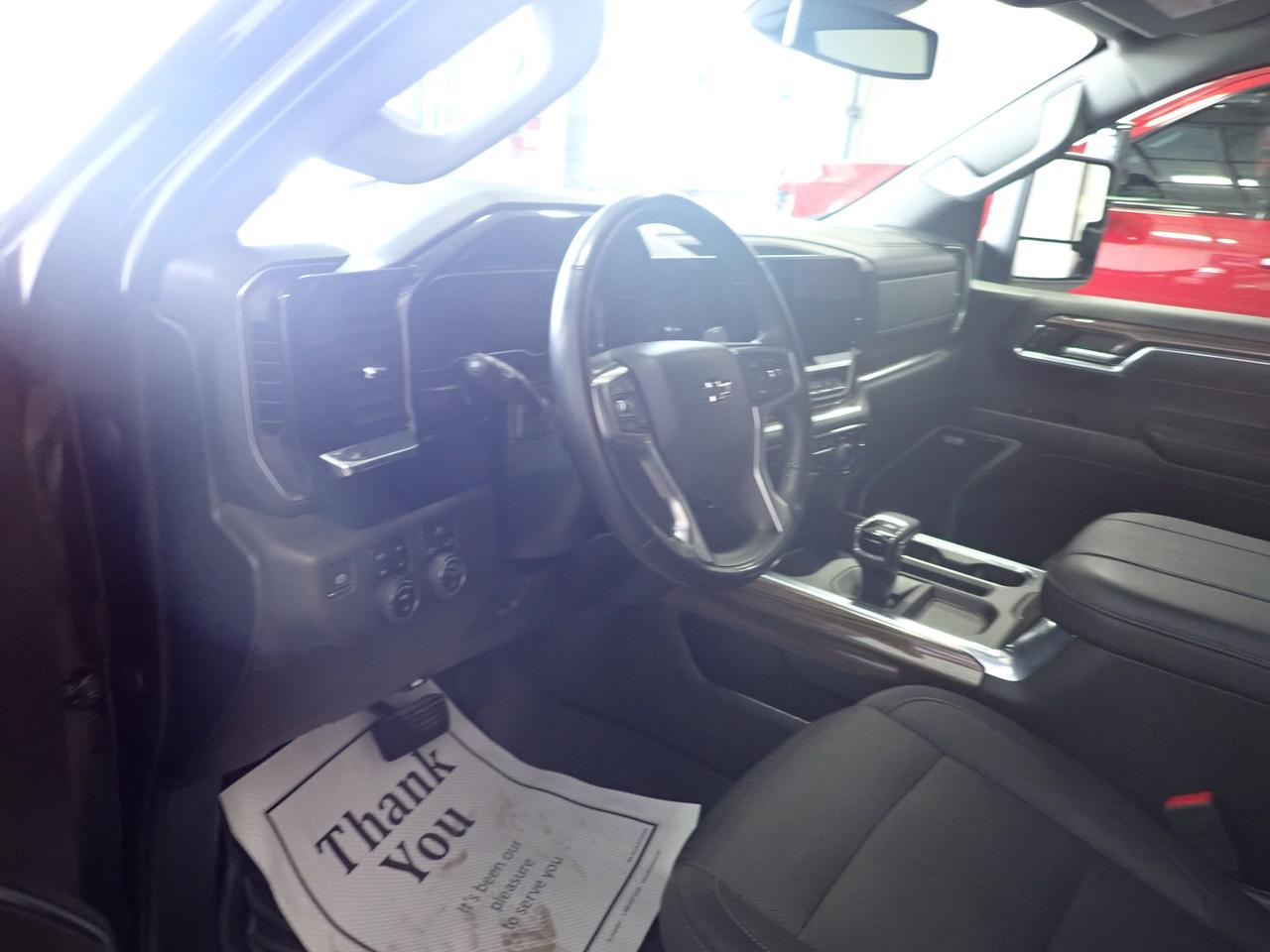 2023 Chevrolet Silverado 1500 RST 4WD Crew Cab Photo