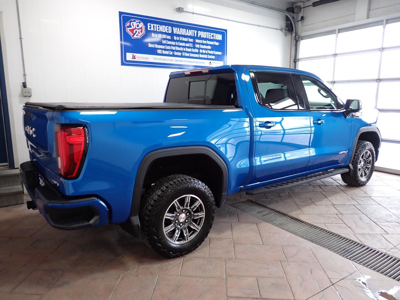 2024 GMC Sierra 1500 AT4 CREW CAB AT4 *DIESEL* LEATHER NAVI SUNROOF Photo