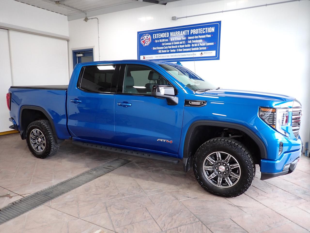 2024 GMC Sierra 1500 AT4 CREW CAB AT4 *DIESEL* LEATHER NAVI SUNROOF Photo