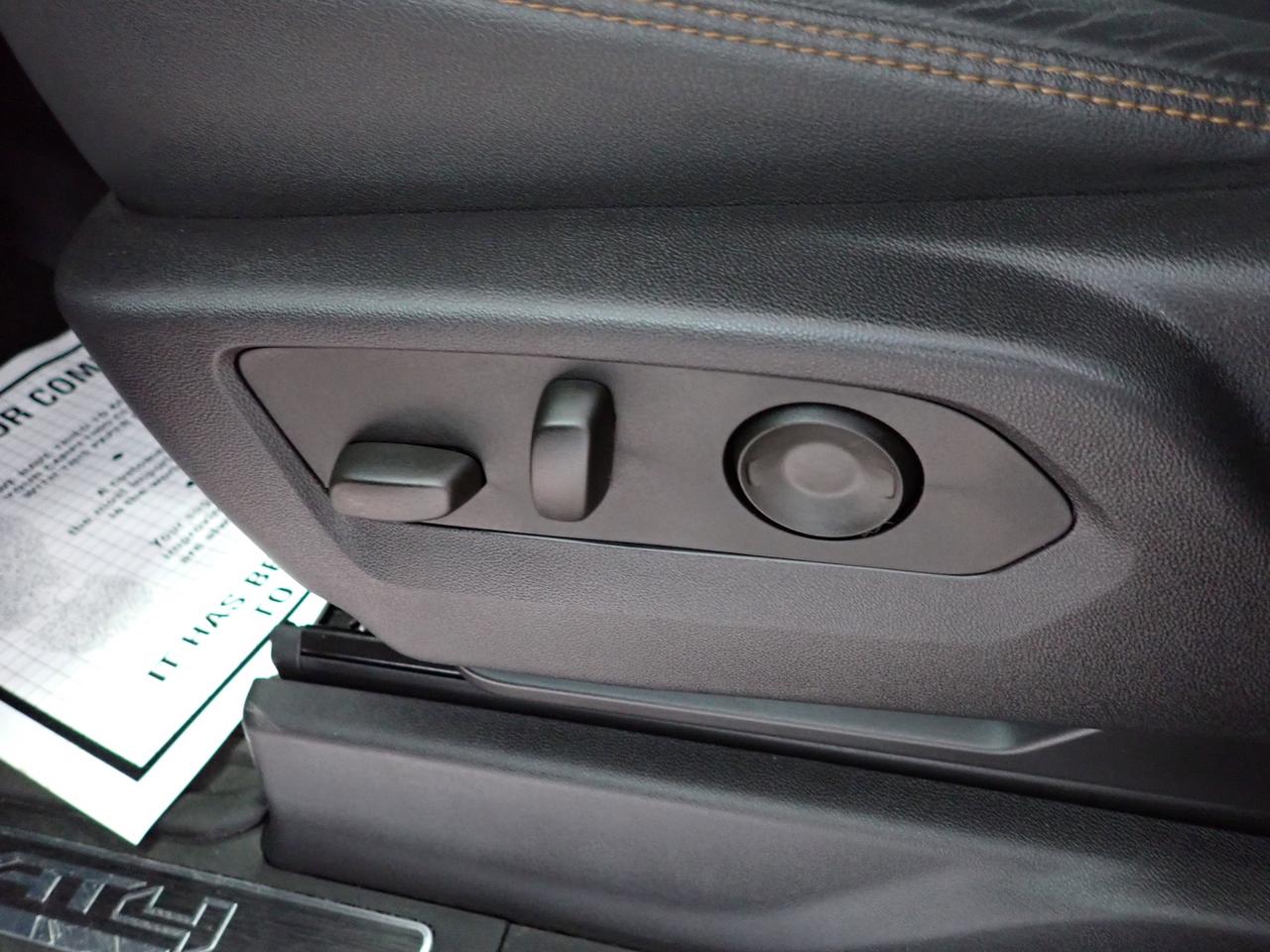 2024 GMC Sierra 1500 AT4 CREW CAB AT4 *DIESEL* LEATHER NAVI SUNROOF Photo