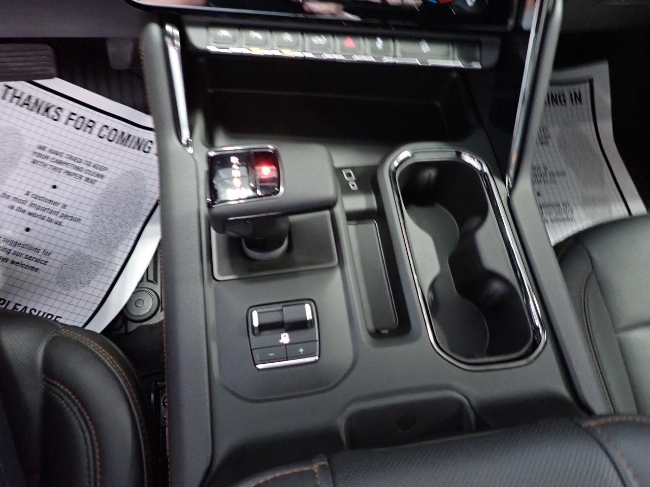 2024 GMC Sierra 1500 AT4 CREW CAB AT4 *DIESEL* LEATHER NAVI SUNROOF Photo