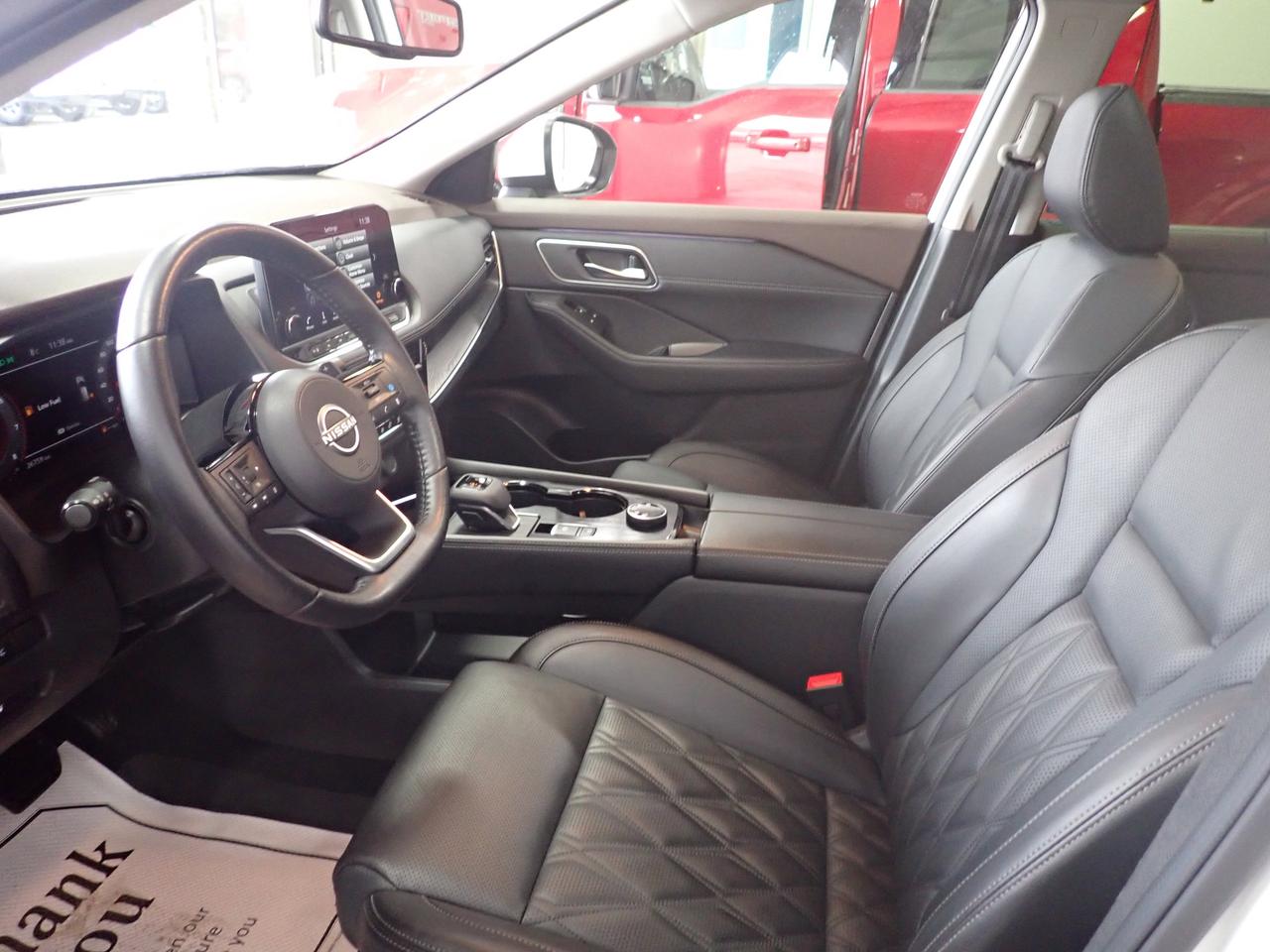 2023 Nissan Rogue Platinum AWD LEATHER NAVI SUNROOF Photo