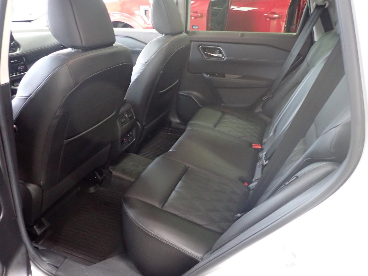 2023 Nissan Rogue Platinum AWD LEATHER NAVI SUNROOF Photo