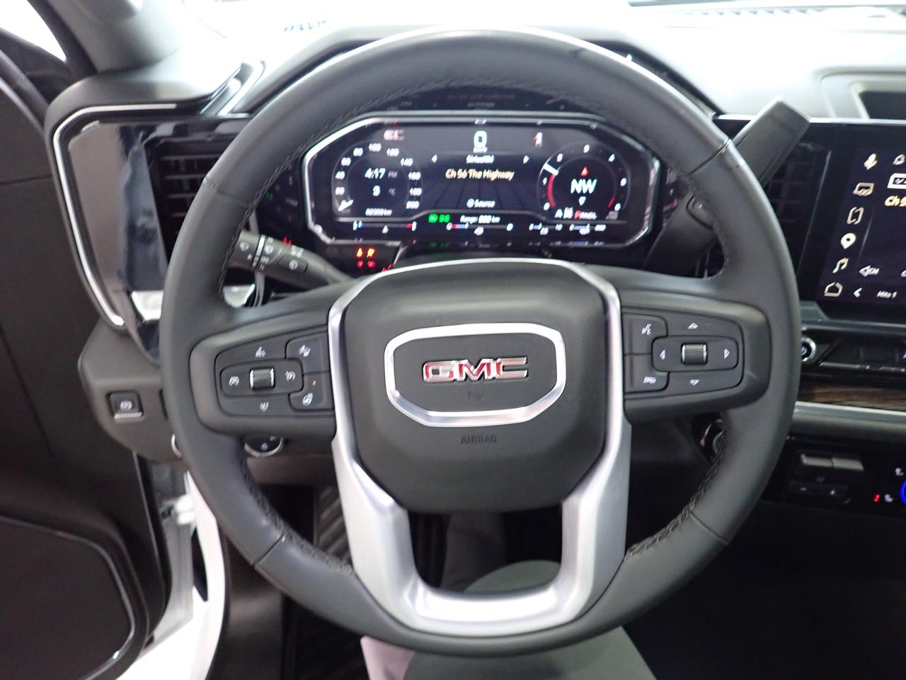 2025 GMC Sierra 1500 SLE 4WD Crew Cab Photo