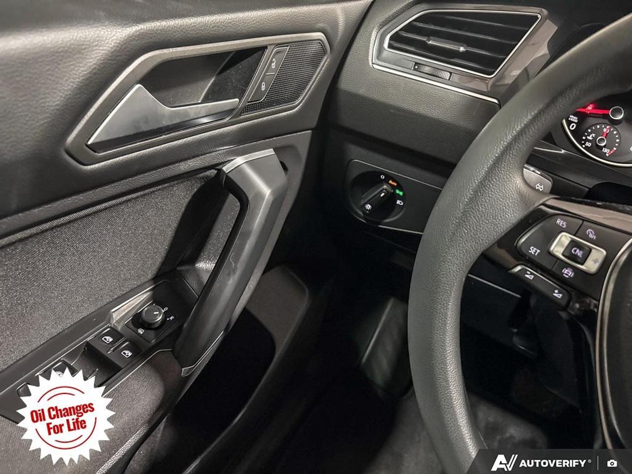 2020 Volkswagen Tiguan Trendline 4Motion Photo