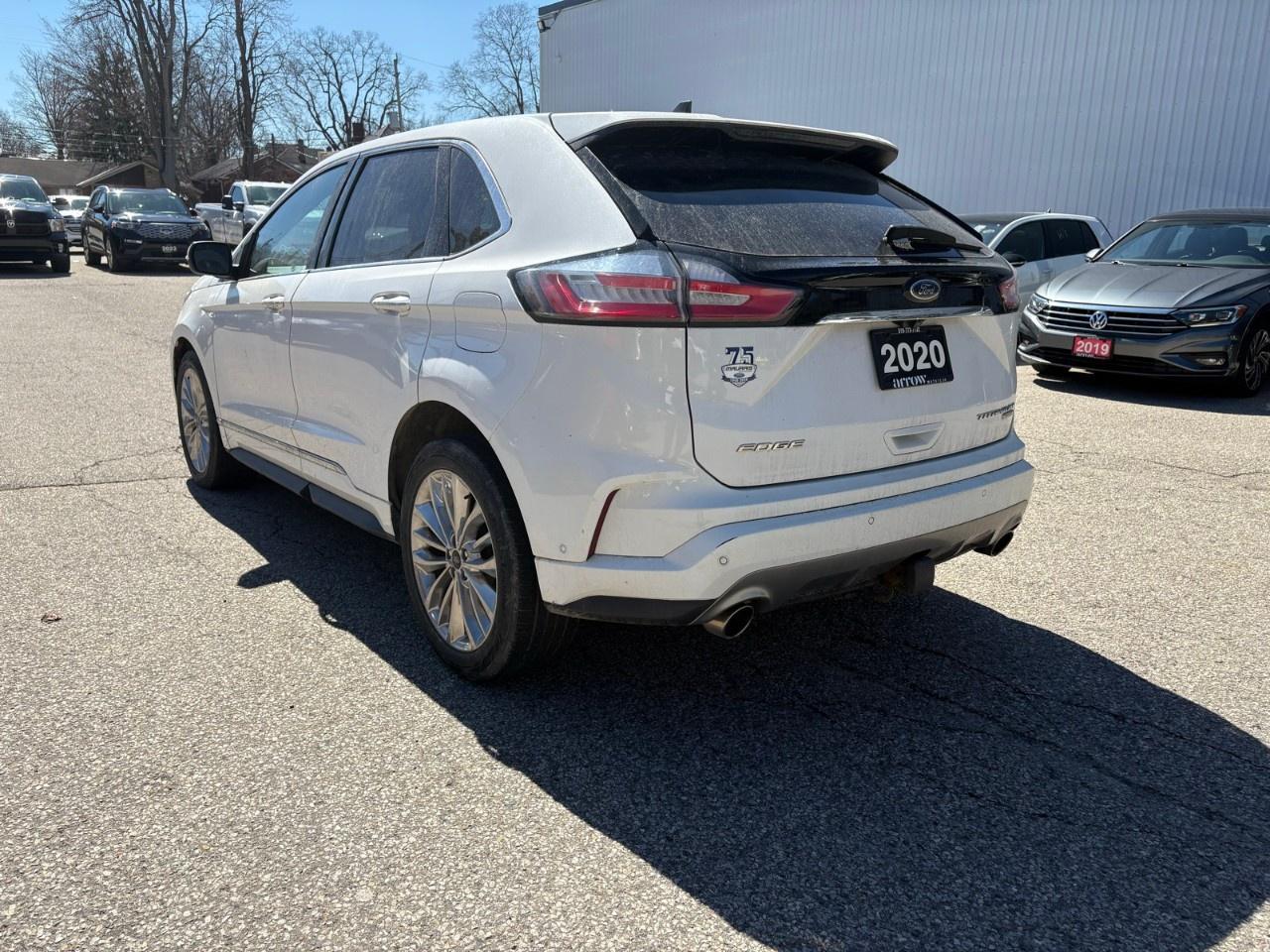 2020 Ford Edge Titanium AWD Photo