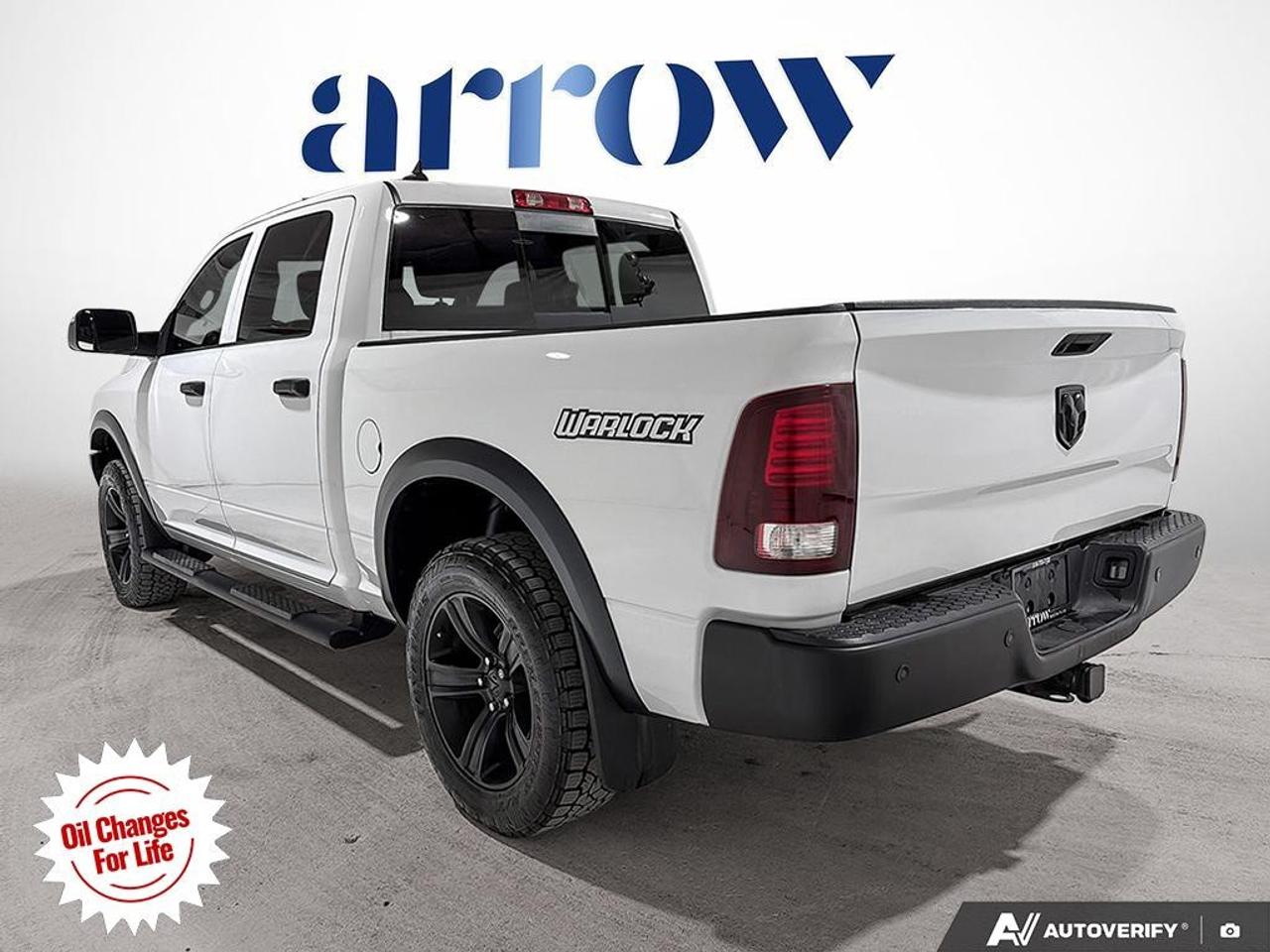 2021 RAM 1500 Classic WARLOCK 4X4 CREW CAB 5'7" BOX Photo