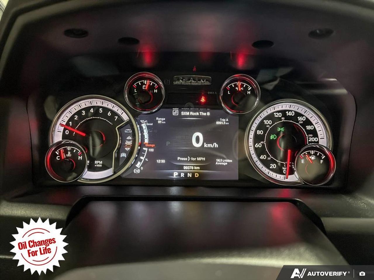 2021 RAM 1500 Classic WARLOCK 4X4 CREW CAB 5'7" BOX Photo