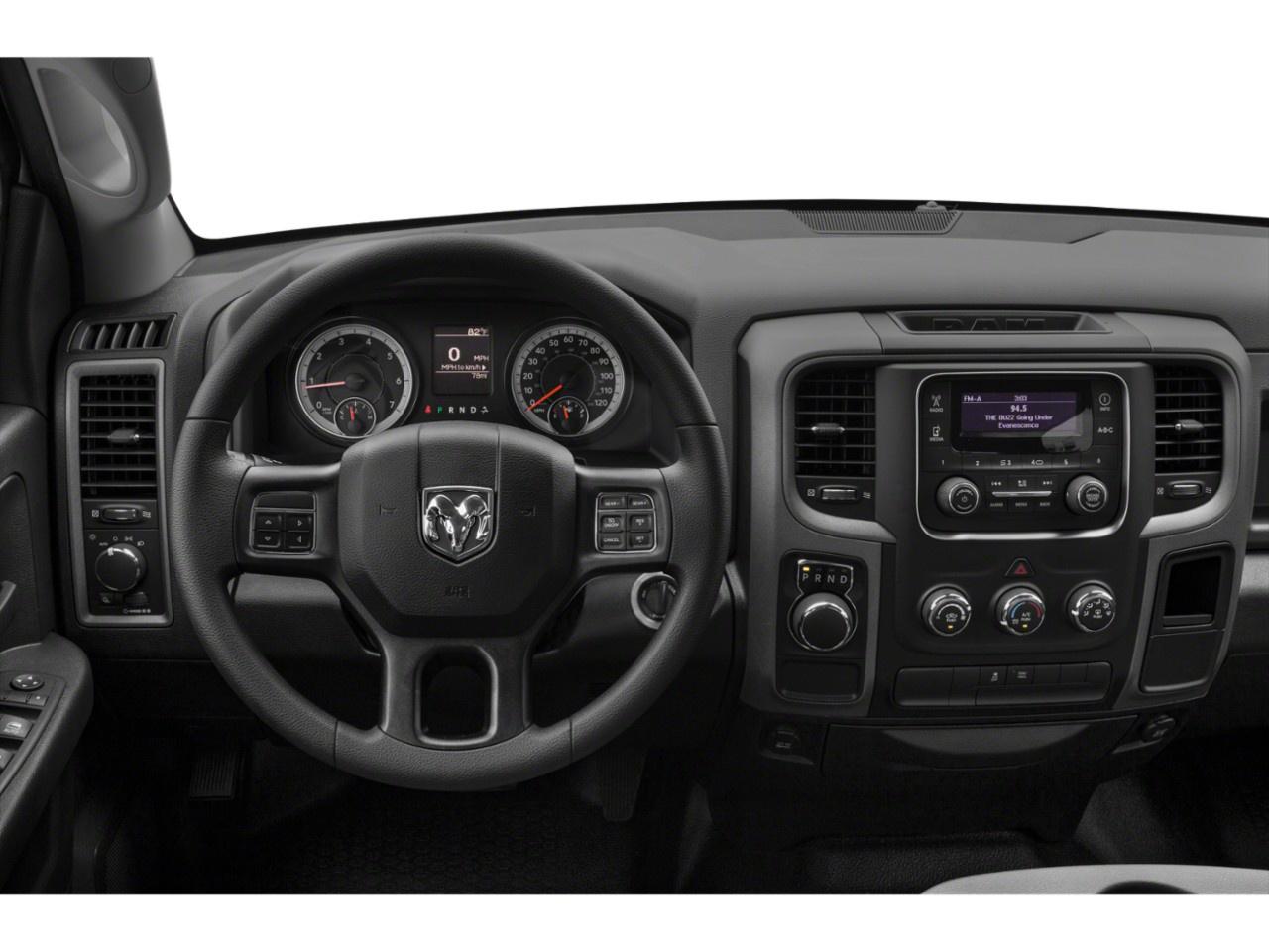 2019 RAM 1500 Classic EXPRESS 4X4 CREW CAB 5'7" BOX Photo