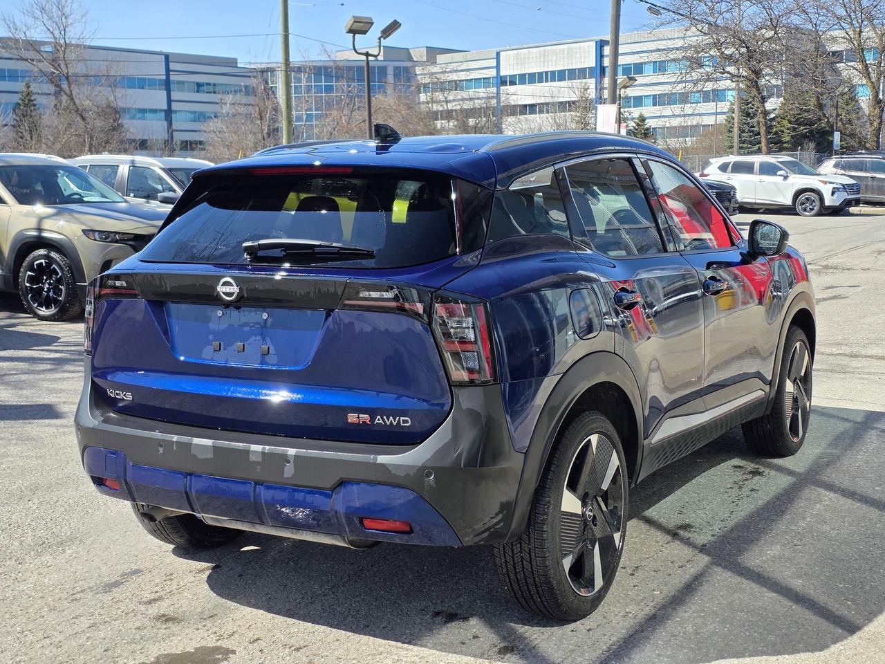 2026 Nissan Kicks SR Photo