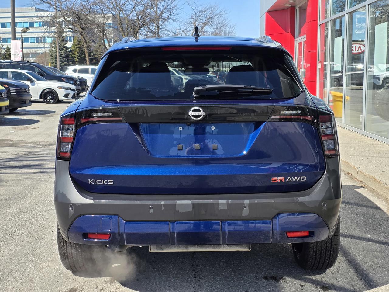 2026 Nissan Kicks SR Photo