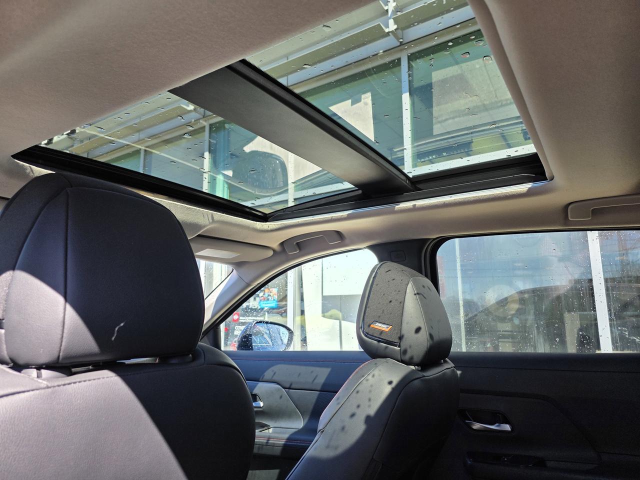 2026 Nissan Kicks SR Photo