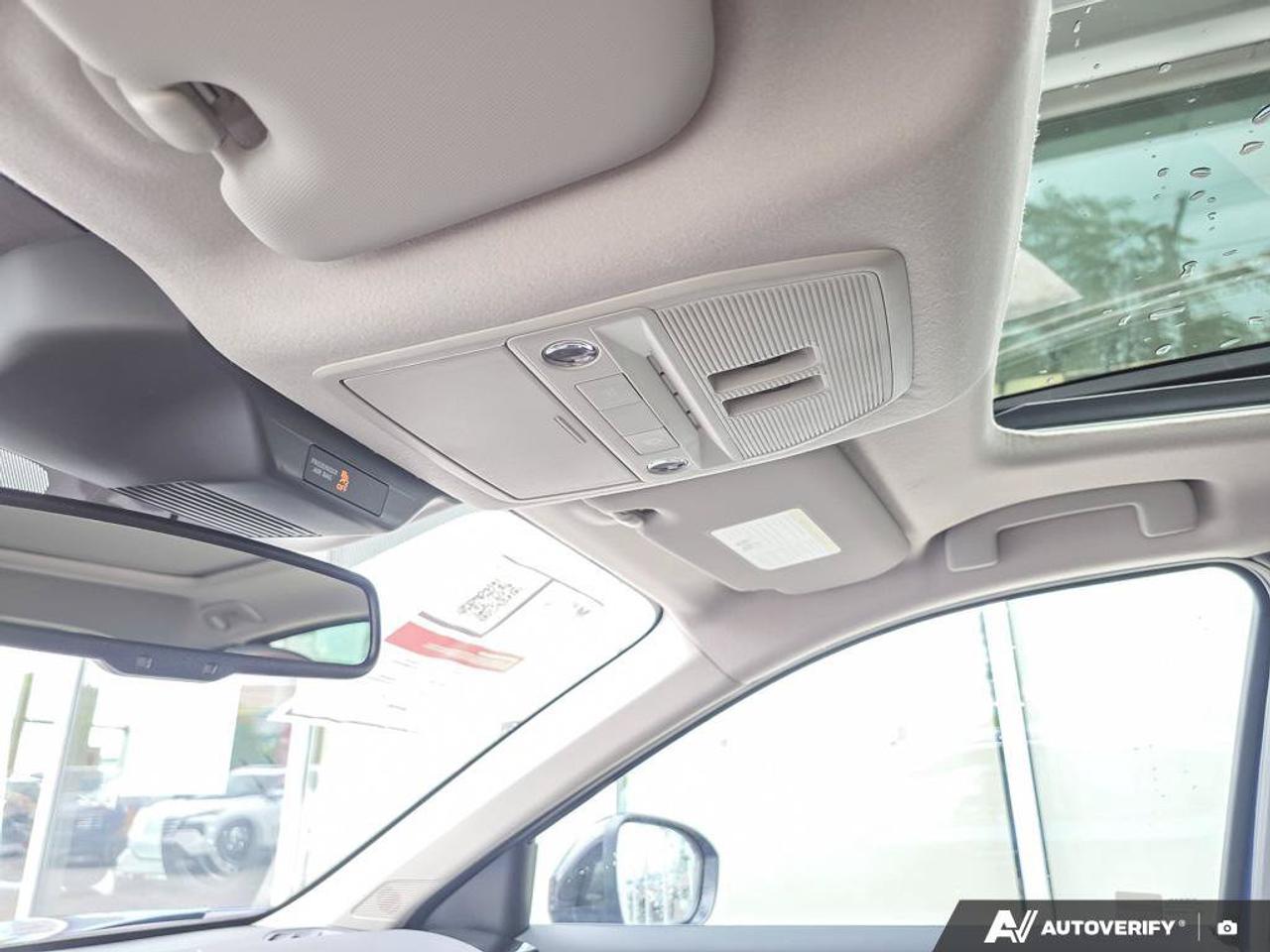 2026 Nissan Kicks SR AWD | Bose Audio | Android Auto | Apple Car Play | Photo