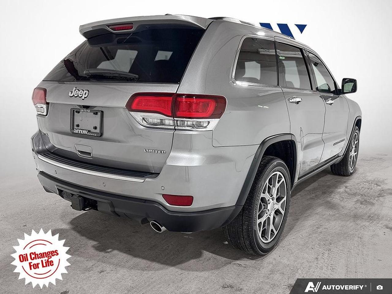 2021 Jeep Grand Cherokee LIMITED 4X4 Photo